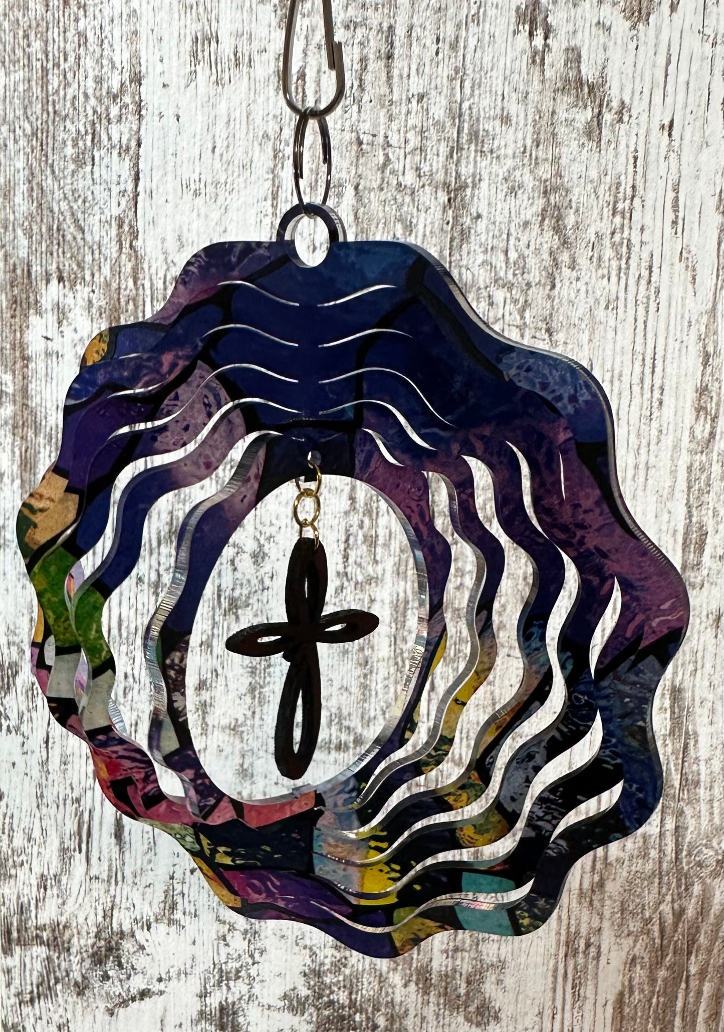 Circle with Cross Wind Spinner